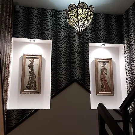 Hotel Africa *