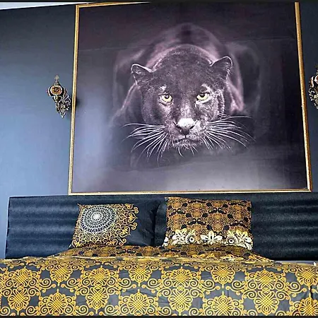 Hotel Africa *